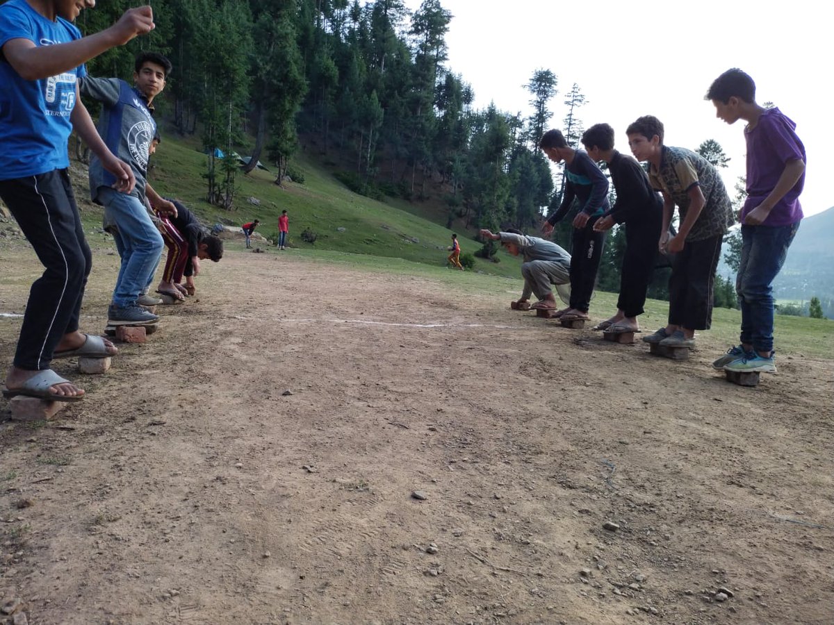 BandiporaPride's tweet photo. #FUN & #FROLIC #GAMES AT #PANAR
Bandipora RR organised A #Day full of fun and frolic for local children of #PanarVillage.The event was a welcome break for the children which was evident from their joyous mood and enthusiasm.
*#IndianArmy* https://t.co/Q7LhZsCtMY