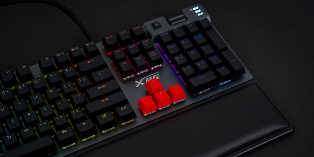cherrymx's tweet photo. ⏳ 1 DAY LEFT: Win 3x XPG Summoner by 
@XPG_Global ⌨🎁 
How to enter:
1. Follow @cherrymx &amp; @XPG_Global
2. Retweet 1x
3. Tag a friend
*The contest runs until June 19, 2022. Entering the contest with multiple accounts to increase the chances of winning is not allowed. https://t.co/AjbOfnEy4B