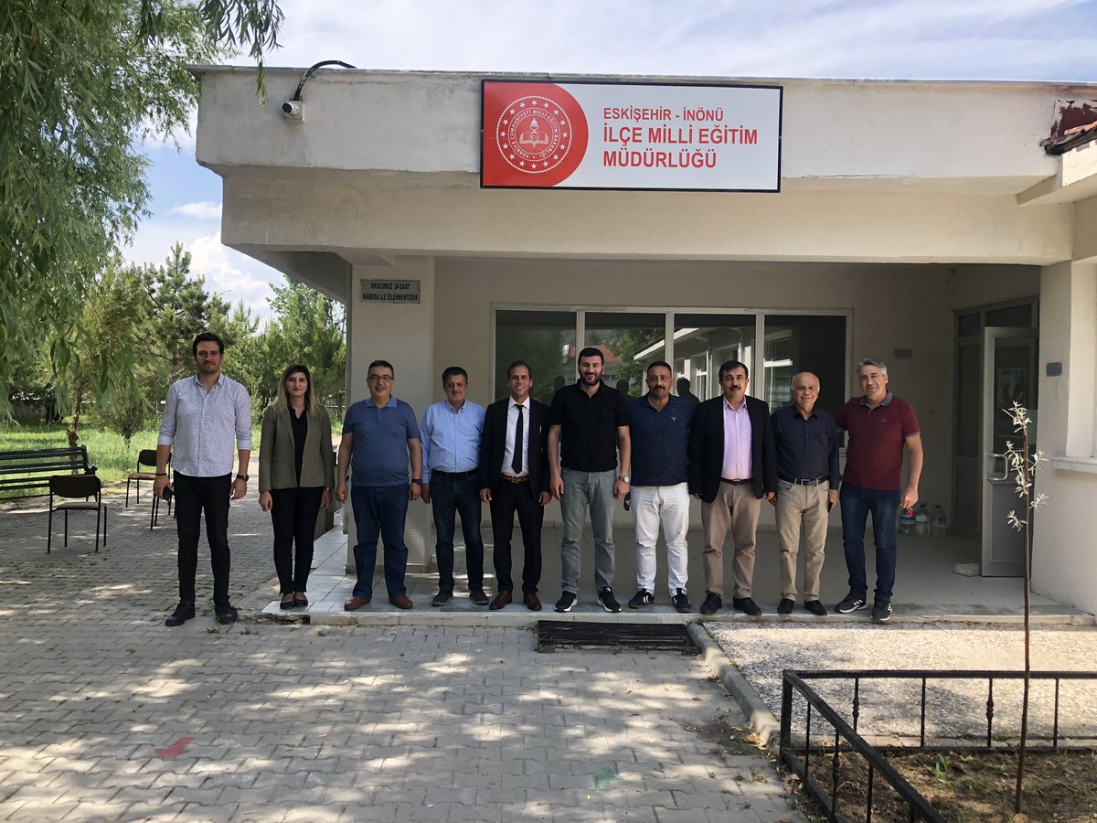 InonuEBS's tweet photo. Eğitim Bir Sen Eskişehir 1 Nolu Şube Başkanımız İbrahim AKAR ve Şube Başkan Yardımcılarımız Muammer Demirkan, Mehmet Bilik, Eyüp Ünal ile birlikte İnönü İlçe Milli Eğitim Müdürü Ali TÜRKAL'a yeni görevi münasebetiyle hayırlı olsun ziyaretinde bulunarak, başarılar diledik. https://t.co/NbzUb54JKv