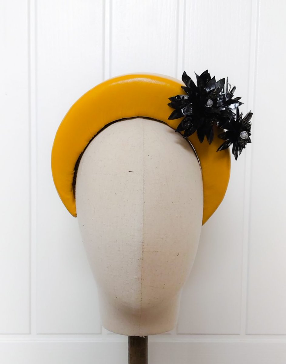 MillineryHUT's tweet photo. MillineryHUT is the #1 Millinery-only platform, showcasing Milliners from all over the world, to deliver stunning hand-made head-wear direct to you.  Mustard Leather Halo https://t.co/xfjzmQJ99g https://t.co/bU76clbuVO