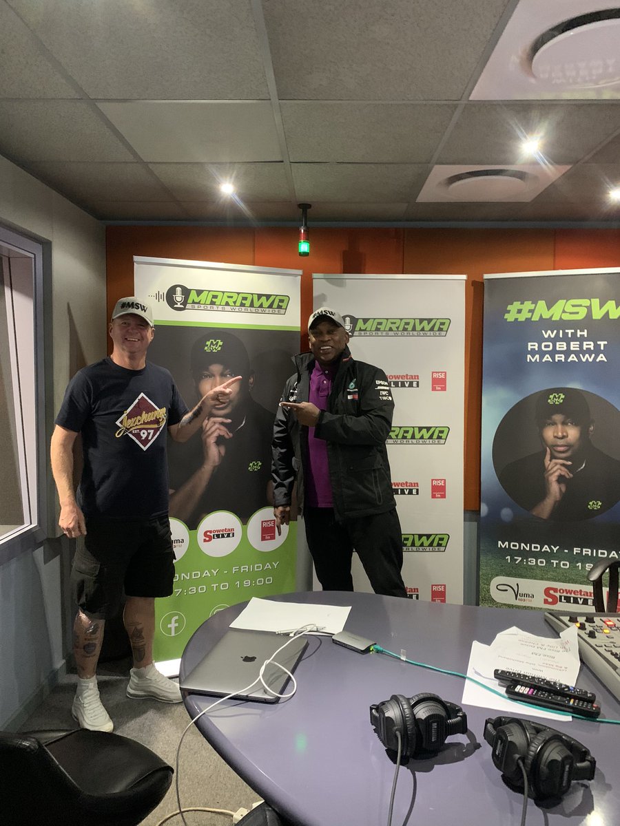 legend3's tweet photo. With the top man @robertmarawa https://t.co/Hrfefubi6z