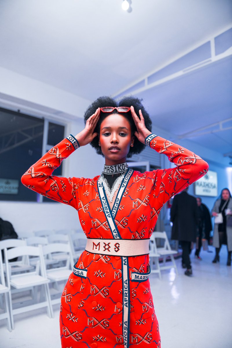 MaXhosaAfrica's tweet photo. MAXHOSA AW/SS2022 : ALKEBULAN 

#Alkebulan as a name is the one that dates precolonisation, it is the continents’ oldest name and it is the most indigenous in its origins...

📷: @AlphamodeZA https://t.co/W8ofm6zpoc