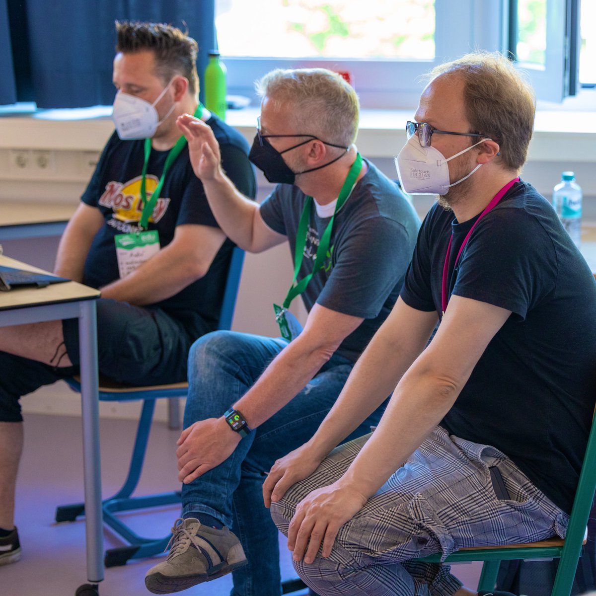 Die zwei lustigen Drei in trauter Sessionrunde #edunautika <a href="/joeranDE/">Jöran Muuß-Merholz</a> @mediendidaktik_ @Medienberater