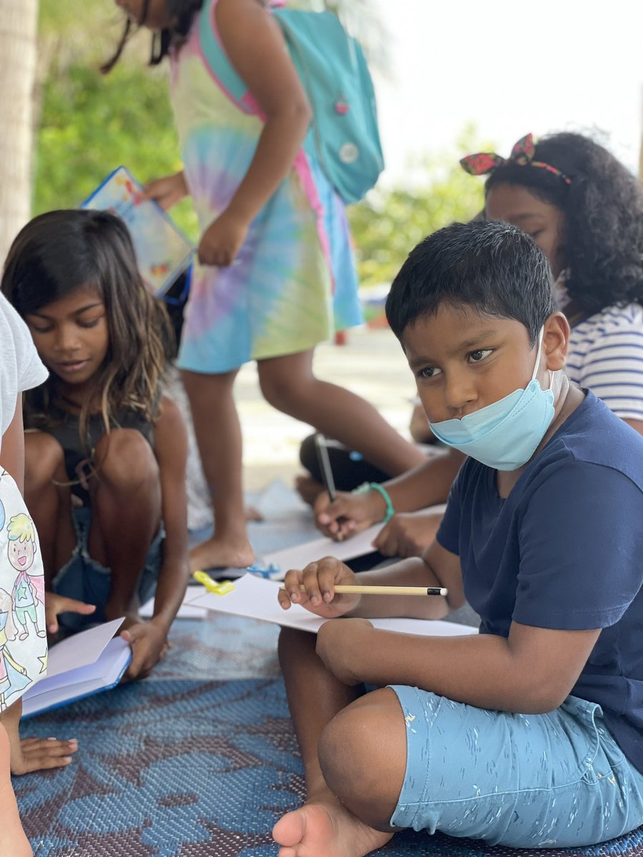 <a href="/foiygaadiyaa/">FoiyGaadiyaa</a> celebrates World Ocean Day 2022 with fun activities for kids. 

Come and register: 
3:30 - Book Reading 
4:30 - Tie Die
5:30 - Nurdle Hunt

Location: Foiygaadiyaa, Hulhumalé Beach (infront of Eat&amp;Meat Café)

<a href="/diveclubmv/">diveclubmaldives</a> @FuttaruUfaa 
#HappeningNow #MyHulhumalemv