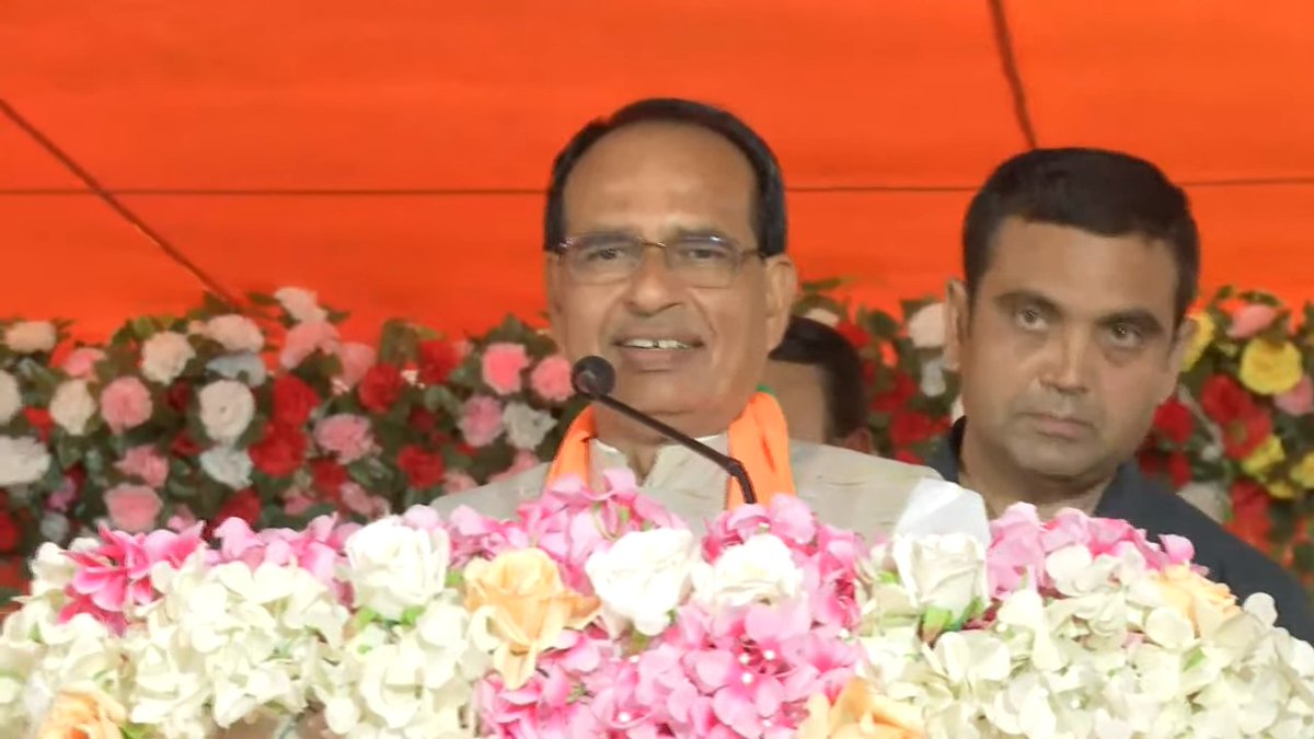 BJP4MP's tweet photo. काम करेंगे शानदार, डॉ. जितेंद्र जामदार!!
: मुख्यमंत्री श्री @ChouhanShivraj

#जीतेंगे_बूथ_जीतेगी_भाजपा https://t.co/2mnvDYC4we