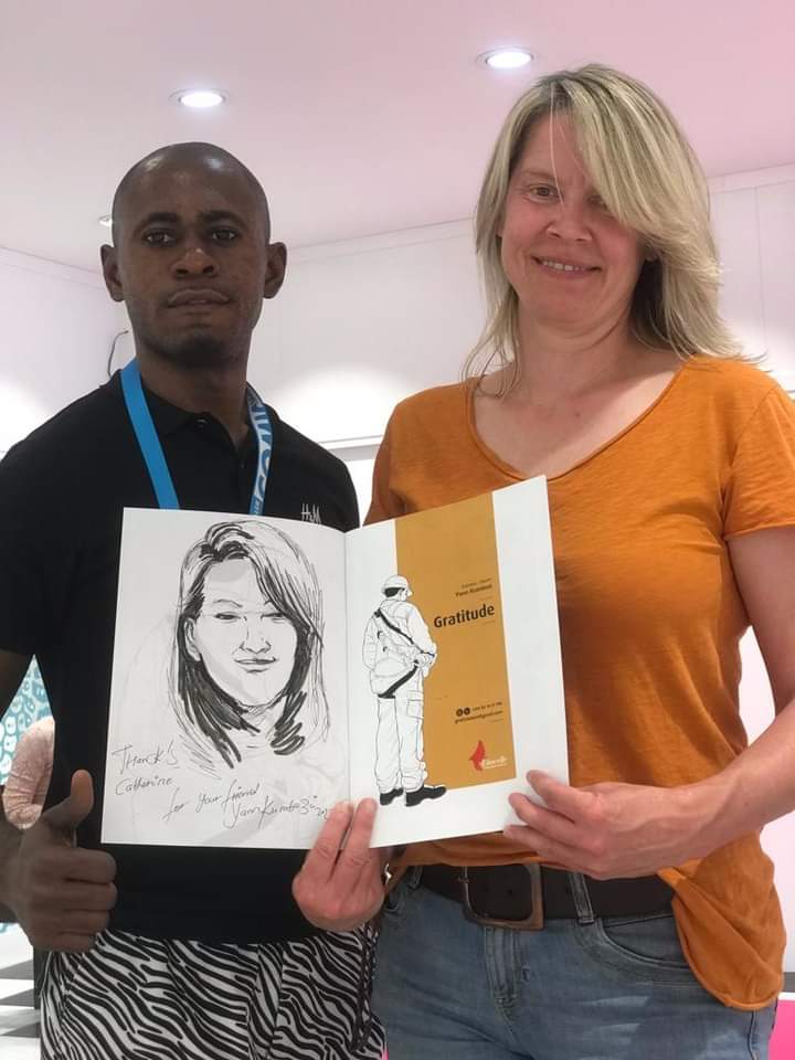 SunriseRdc's tweet photo. #Culture et Arts : l'illustrateur et bédeiste @YannKumbozi séjourne en Allemagne  où il expose au Comic BOK au  salon d’Erlangen dans le cadre du projet #popularimages  initié par le @Goethe-Institut #Kinshasa https://t.co/bjO7TrUhIk