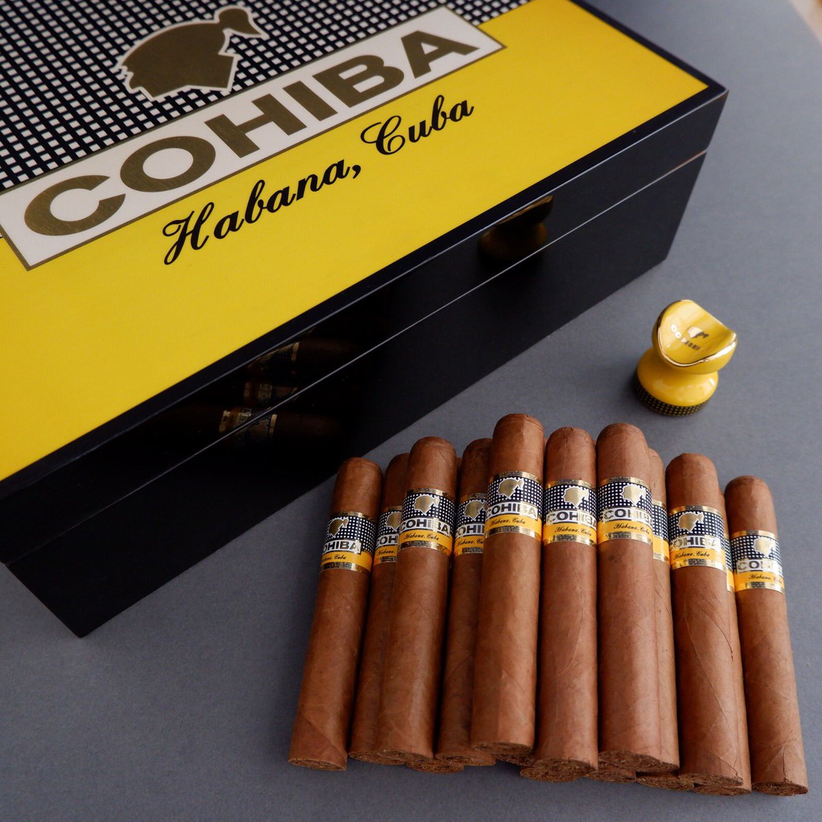 The Best Cigar Gifts For Father’s Day tchcigars.com/the-best-cigar…

#FathersDay #cigargifts #gifts #luxurygifts #luxury #gentelman #dad #golf