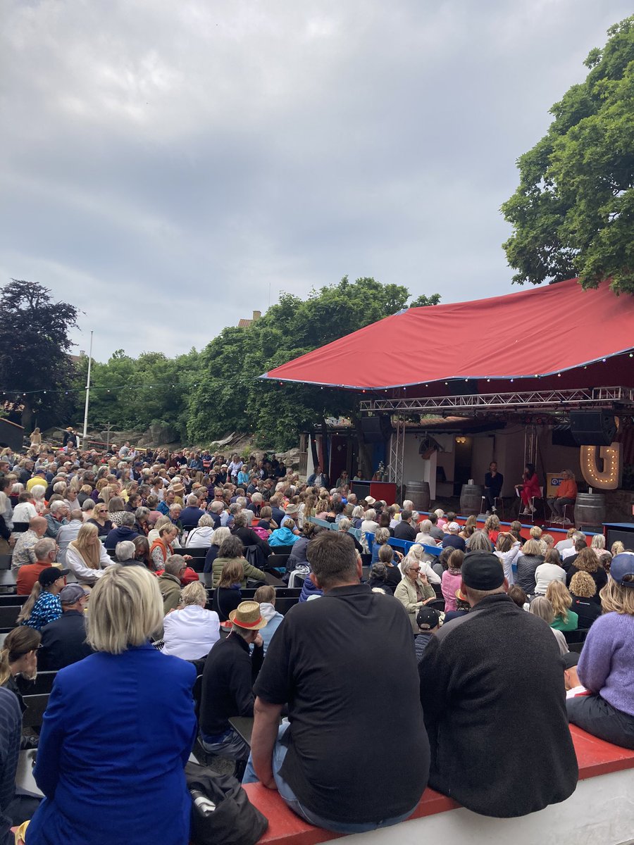 Orker folk politik og demokratisk debat? Folkemødesvaret er:Ja. 🌞Tak til alle der bidrager til vores levende demokrati 🙏🏻 #fmdk