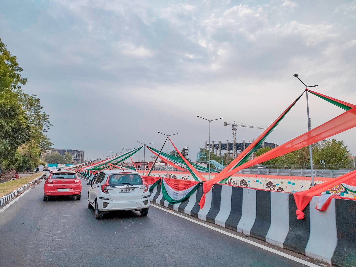 vishal_psd's tweet photo. Pragati Maidan Redevelopment Project, Delhi 
Update: 17 June 2022
#pragatimaidan #infrastructure #conventioncentre 

@cbdhage @Sahilinfra2 @Ash18537355 @marinebharat https://t.co/eN6rYPXmne