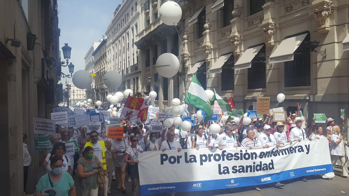 Sindicato_SATSE's tweet photo. ¡Más recursos y menos discursos!
 
🔴 Sin Enfermeras NO hay Sanidad
🔴 Sin Sanidad NO hay Salud
🔴 Sin Salud NO hay NADA
 
#UnidadEnfermera
 
@desdelamoncloa @sanidadgob @CarolinaDarias @PSOE @populares @PODEMOS @CiudadanosCs @vox_es @eajpnv @Esquerra_ERC https://t.co/3uKSBUwZ0s