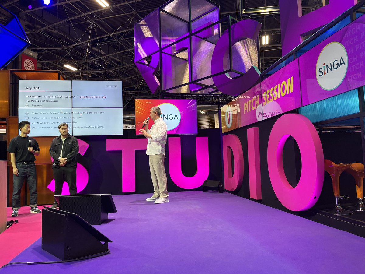 FTGrandParis's tweet photo. Clap de fin de notre semaine #TechDaysParis 2022 avec @SINGAWorld Entrepreneurs On Stage sur le thème « Migration-Led Innovation » 🔥 https://t.co/nhVMVa4QMz