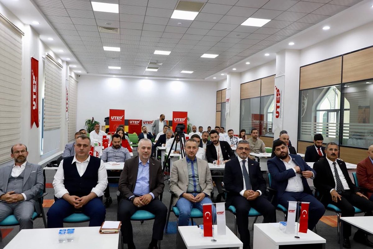 samibek1's tweet photo. Utep Elazığ Şubemizi açtık.
Çıktığımız  bu yoldaki amacımız üretimi artırarak, uluslarası ticareti yaygınlaştırmak, böylelikle cari açığı kapatmak.Bunun için var gücümüzle çalışıyoruz. Sosyal sorumluk  projelerlerimiz ile kardeşlik hukukunu yayıyoruz.
@utepgm @utepankara https://t.co/VOo7xP7DZV
