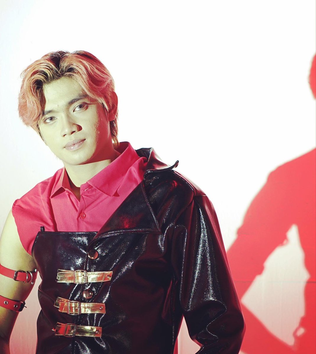 scsentertain's tweet photo. #RIZKI #RIZKI_NEVEL
#NEVEL Number One (Remix) out ,Please Share,Like, and comment 😍 https://t.co/LmnZTvb9sE
@official_nevel
#LIVEN #nevelnumberoneremix #nevelnumberone #ipop #boygroupindonesia #idol #inapop https://t.co/pjgfgsZXKh