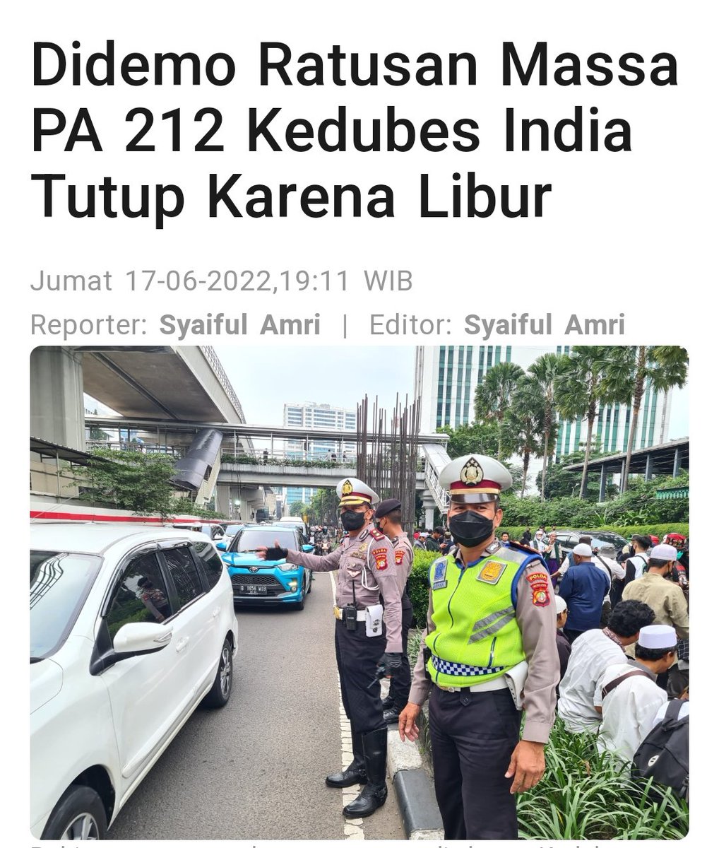 Politikedan's tweet photo. HANYA ADA DI NEGARA +62!!!
DEMO KEDUBES YANG SEDANG LIBUR 😌 https://t.co/ZmbW2lxO9m