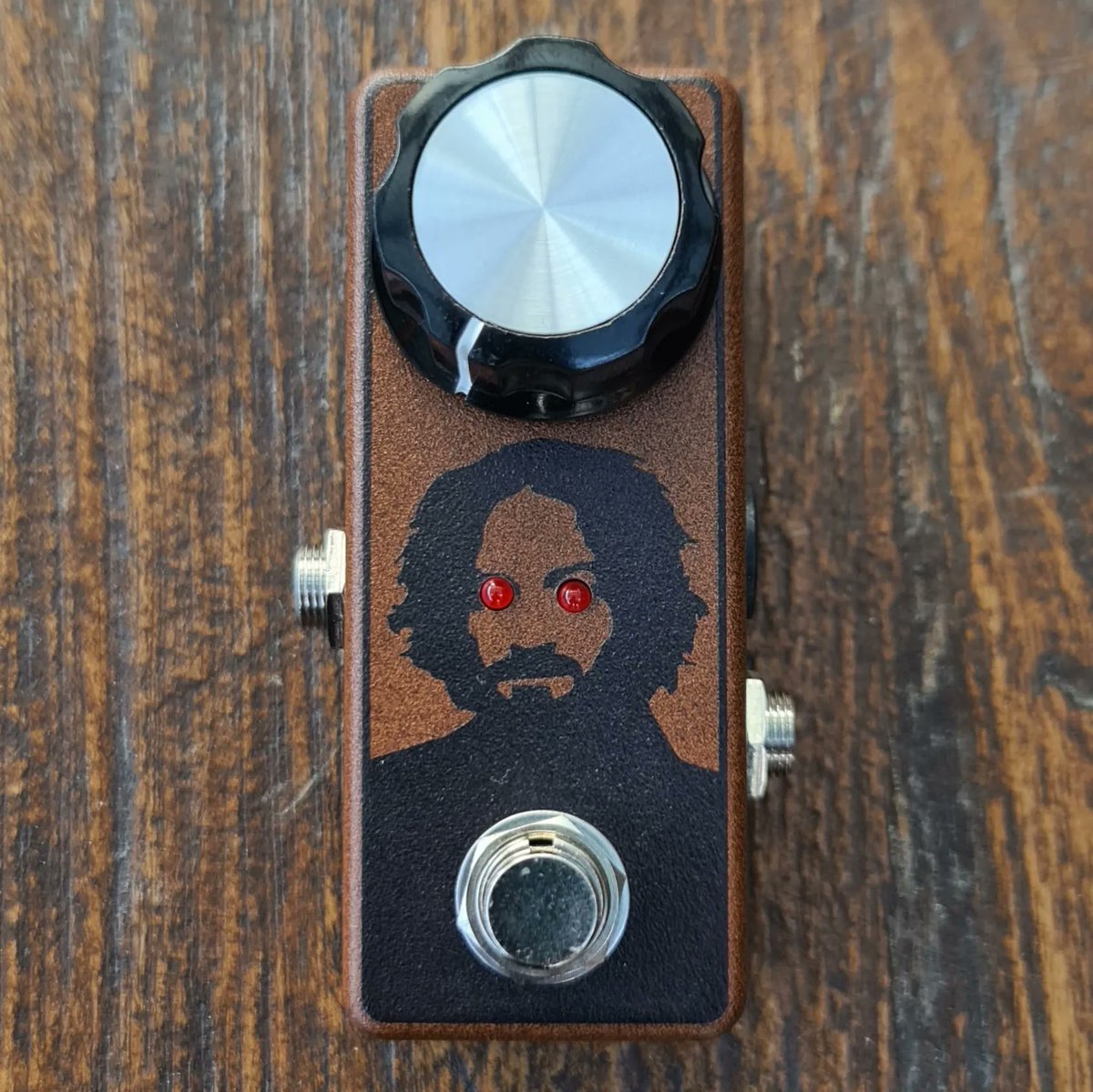 KPedals's tweet photo. We have this awesome rust looking Charlie Fuzz going out to our friends at Upwey Music. Only one of these exist. 

Hit them up if you want to grab it. https://t.co/MUDeT8JjOz
