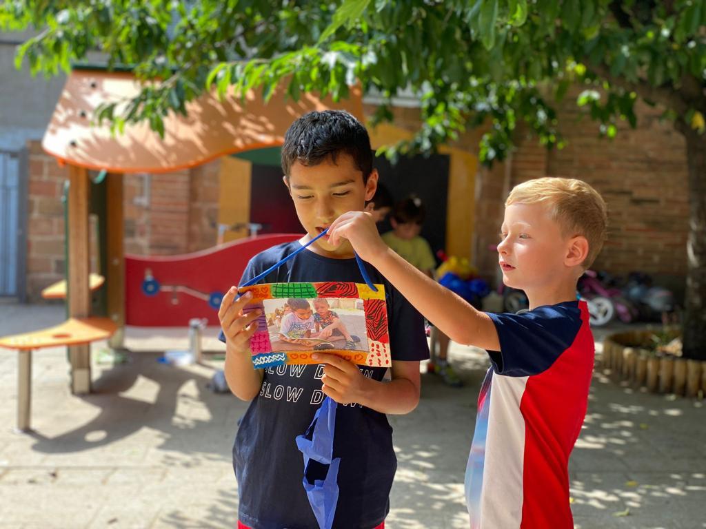 vedrunacent's tweet photo. Moltes gràcies parelles lectores… perquè no us oblideu de nosaltres! #P5SSCC #2PRIMSSCC https://t.co/anOWi2UzbH