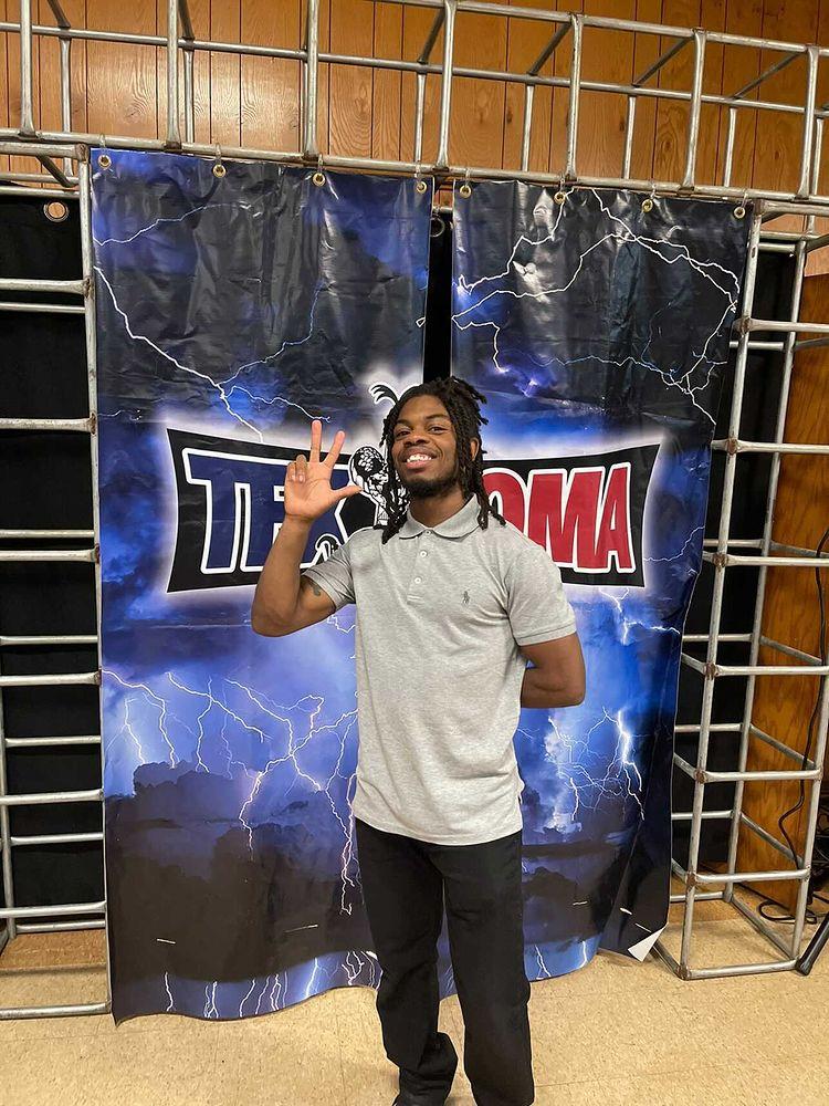 delynnxdelynn's tweet image. Didn't get the win, but tonight was still incredible nonetheless. A HUGE thank you to @TexomaPro for having me, I hope we get to see each other again soon.

Until then stay ✨BRILL·I·ANT✨ Sherman, Texas!
#alohasummer #BeBrilliant #DFTW #Cavens
