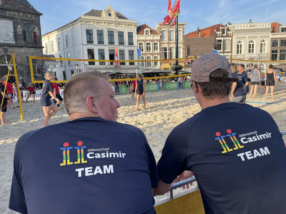 Casimirschool's tweet photo. Wat was het weer gezellig! Twee teams actief! #goudabeachexperience https://t.co/SpTWzfyCNP