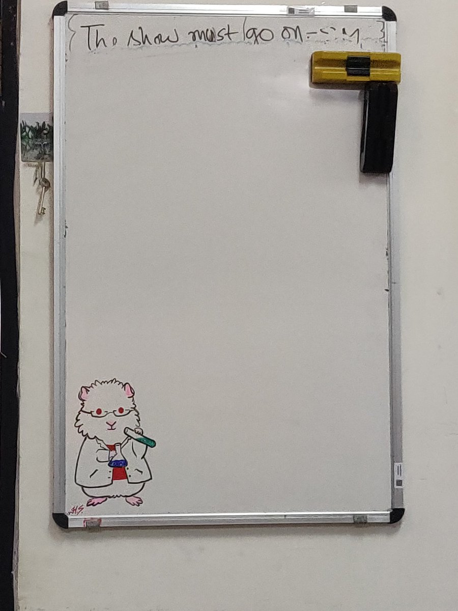Dr. Gus getting things done. 
🧪🧬👩‍🔬👨‍🔬🧬🧪
#labshenanigans #whiteboardart