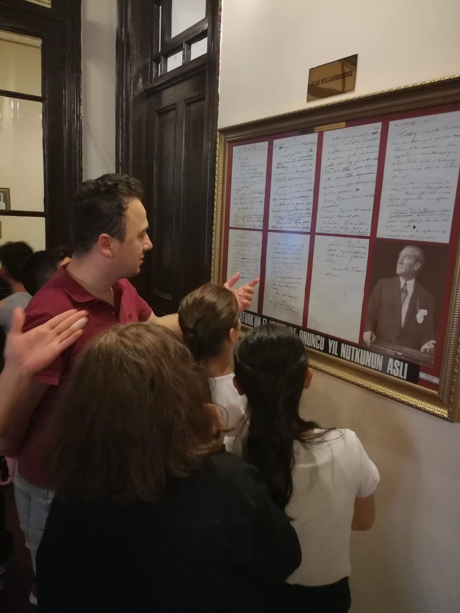 Okulumuz öğrencileri, öğretmenler eşliğinde Kent müzesi, Cerrahi Müze, Gazi Müzesi ve Amazon Köyünü gezdi.
<a href="/SensoyOlgun/">Olgun Sensoy</a> <a href="/55Akkus/">FATİH AKKUŞ 🇹🇷</a> <a href="/gokhanmurat1/">Murat YİĞİT</a> <a href="/samsunmem/">Samsun İl Milli Eğitim Müdürlüğü</a>