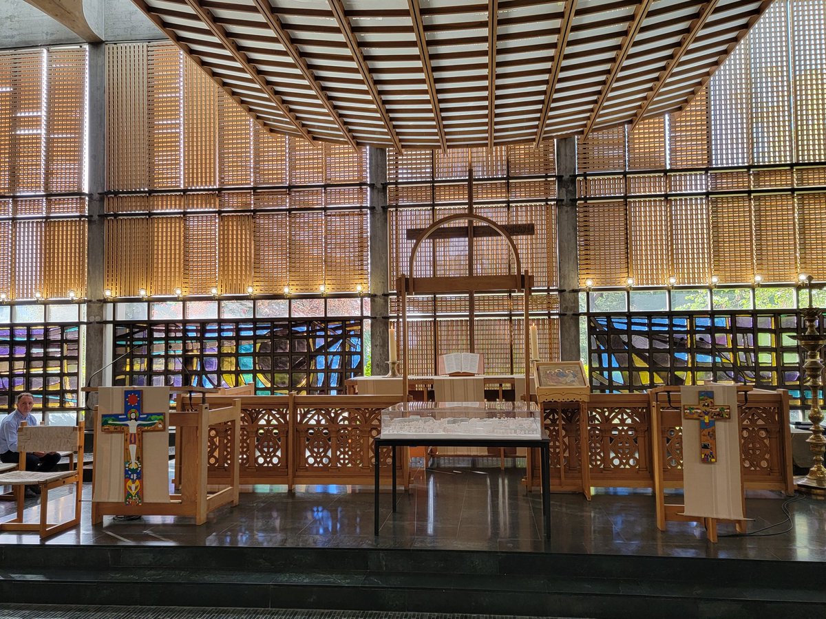 alemaneddy1's tweet photo. Time to worship the Lord at the last day of meetings of the Central Committee of the WCC. https://t.co/F6cJ25SaR2
