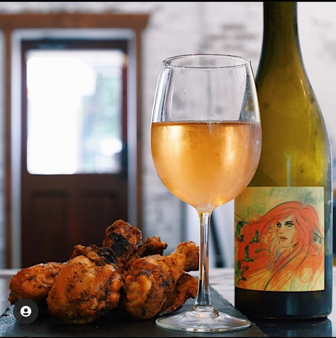 Had this pop up as a reminder on my phone recently and it's still such a thrill to see my art on a wine bottle being served 

My many thanks to @iconicwine for the wonderful opportunity & a quality pinot gris 🥂

📸: Chop Shop, Atlanta, GA