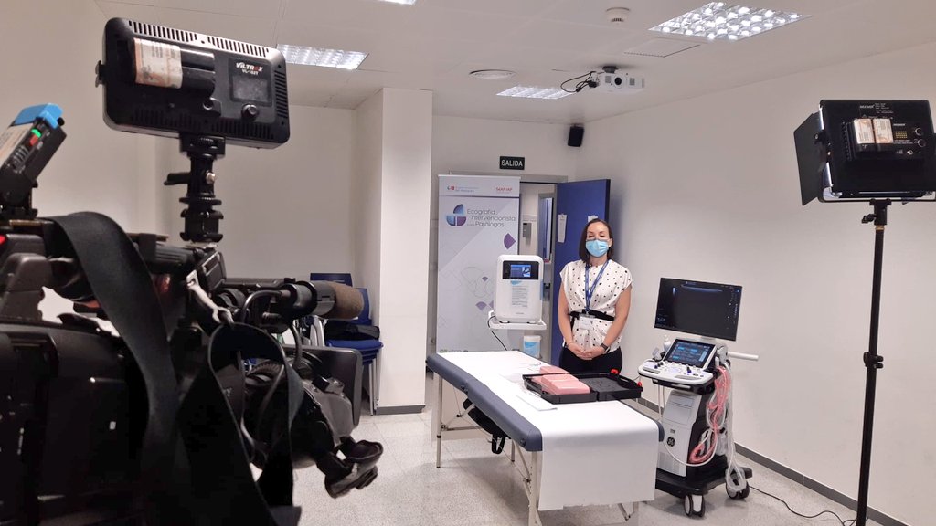 USFNA_SPAIN's tweet image. #interventionalpathology is a great way of helping #patients and your colleagues at your institution. It's an efficient way of working. #ThankYou for letting us tell you how @medicinarespon 😉 @RakhelGonzalez #PatientCare #patientsafety #healthcare