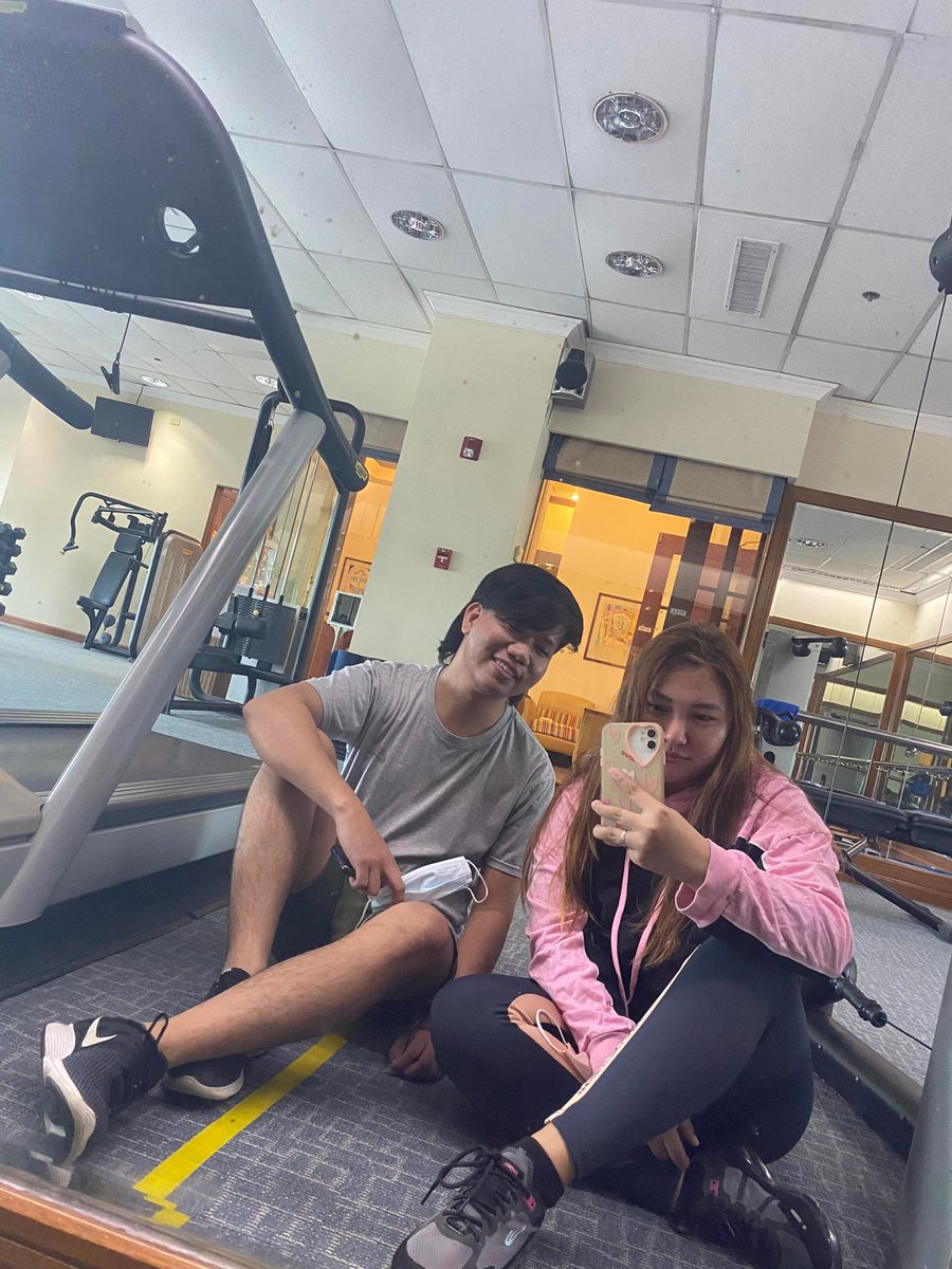 workhavenph's tweet photo. Workspace isn't supposed to be boring! Join WorkHaven now and have an access to Linden's Health Club (Pool, Gym Sauna, Shower). Spice up your work experience, visit https://t.co/GdQiOJYxra to know more.
#workhavenph #safespace #coworkingspace #officespace #sharedoffice #Ortigas https://t.co/fc7AJQkTxZ