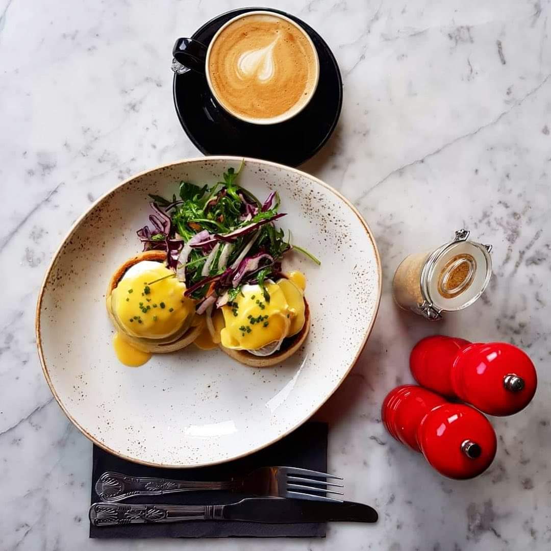 Noblescafebar's tweet photo. Bringing the #brunchshineonleith 
Nobles Brunch coming your way from 10am - 4pm — Thursday to Sunday! 
🍳🥞🥓🍾🧇🍗🍔👨‍🍳☕
 #edinburgh #visitscotland #caffinefix #buttermilkfriedchicken  #breakfastofchampions #eggsbenedict #mimosa #bellini #bloodymary #loveleith #visitedinburgh https://t.co/HUWoZxxGMP