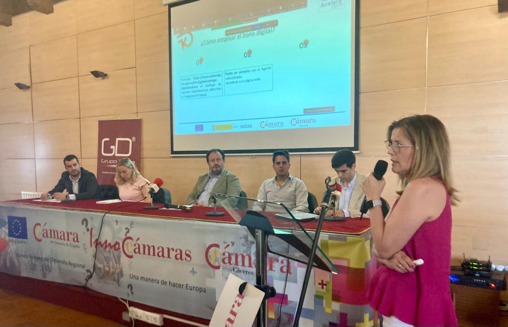 Cámara de Comercio de Cáceres tweet media