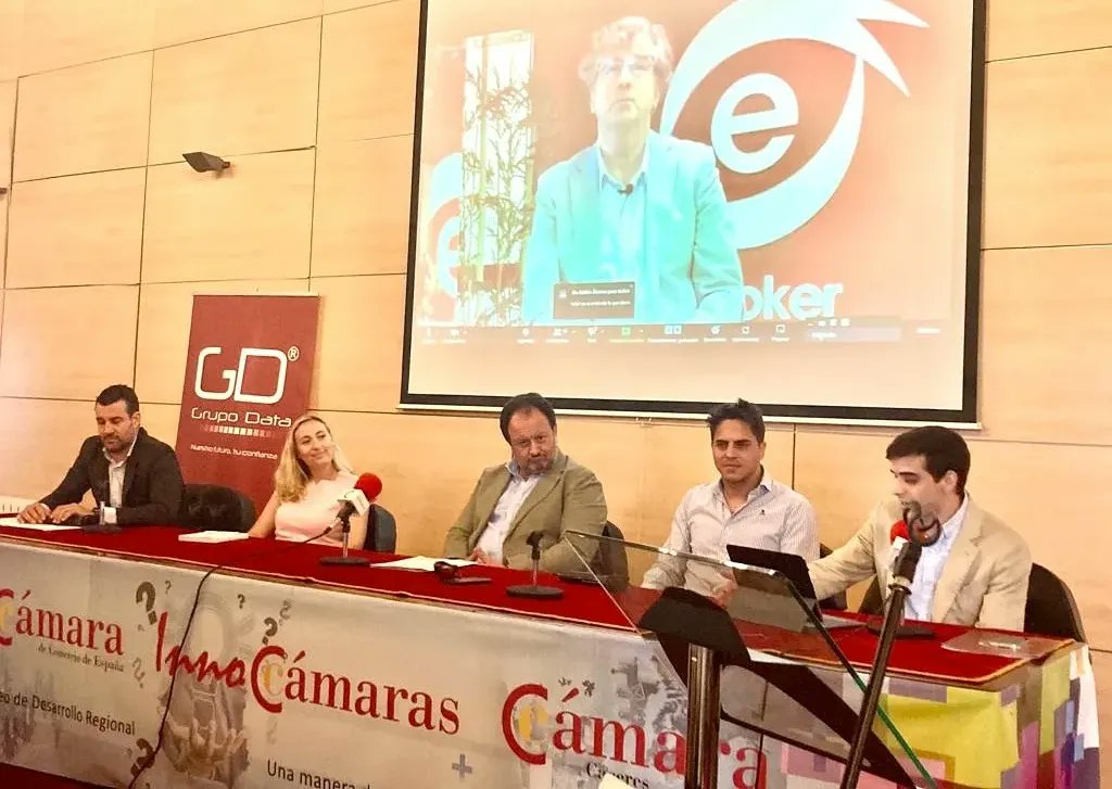 Cámara de Comercio de Cáceres tweet media