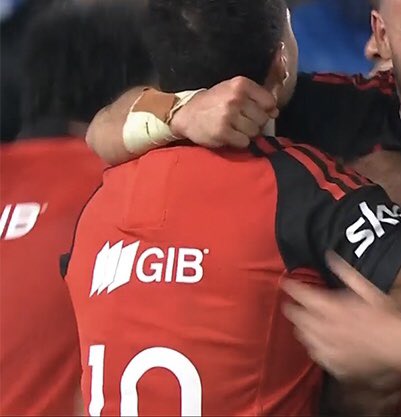 SeamanKarl's tweet photo. Do the Crusaders have the right to use this colour GIB? Trademark? #BLUvCRU https://t.co/sVK2jo1sNx