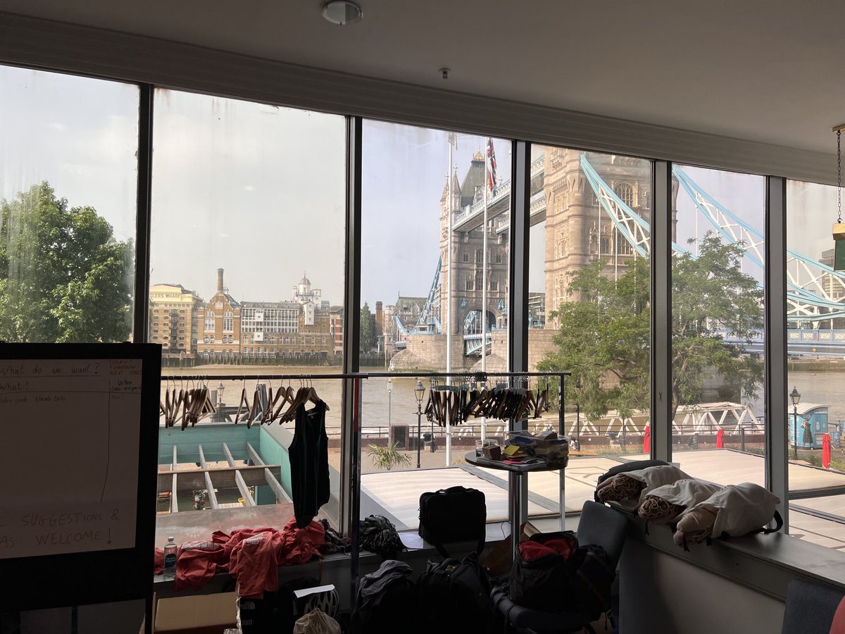 dyaaa's tweet photo. After 3 years, it is back in 3D! PyData London is about to kick off. #pydataldn https://t.co/FrIpXOTRn3