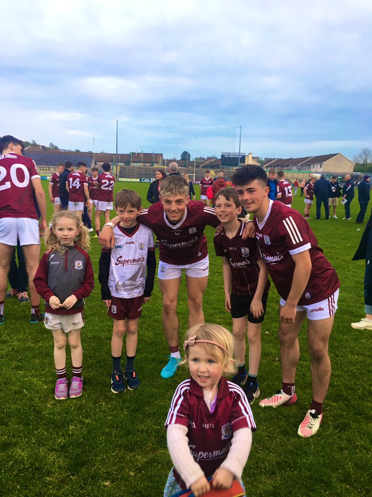 mmelody1's tweet photo. Massive shout out to my nephew Jack who lines out in semi finals over the next 2 weekends for both the Galway minor hurling team, and the Galway minor football team! Some achievement! The dedication &amp; work ethic of these young players is so admirable!#dualplayer #gaa #proudauntie https://t.co/CLBRYmeQ2q