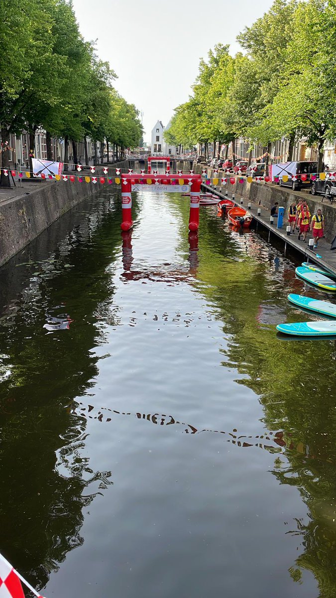 GoudaPeddelt's tweet photo. Ready to paddle! #Opgebouwd jullie ook Waterboulevard? @zuid_holland @010Sports https://t.co/wUNXv05oy0