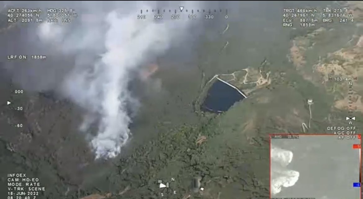 agriculturaEXT's tweet photo. El fuego de Hervás se ha declarado en una zona de alta montaña, de difícil acceso para los medios de extinción.
📸 10:23 horas https://t.co/F9MOZPj2NG