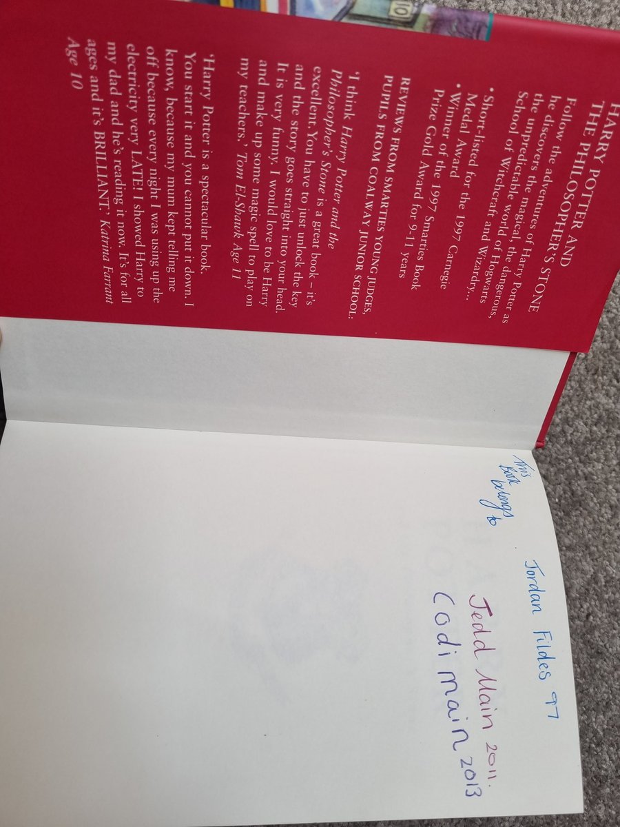 JFildez's tweet photo. I am sure, one day, this page will be full as it is continued to be passed down the generations in my family 🥰 @jk_rowling https://t.co/3o0W25u4sa