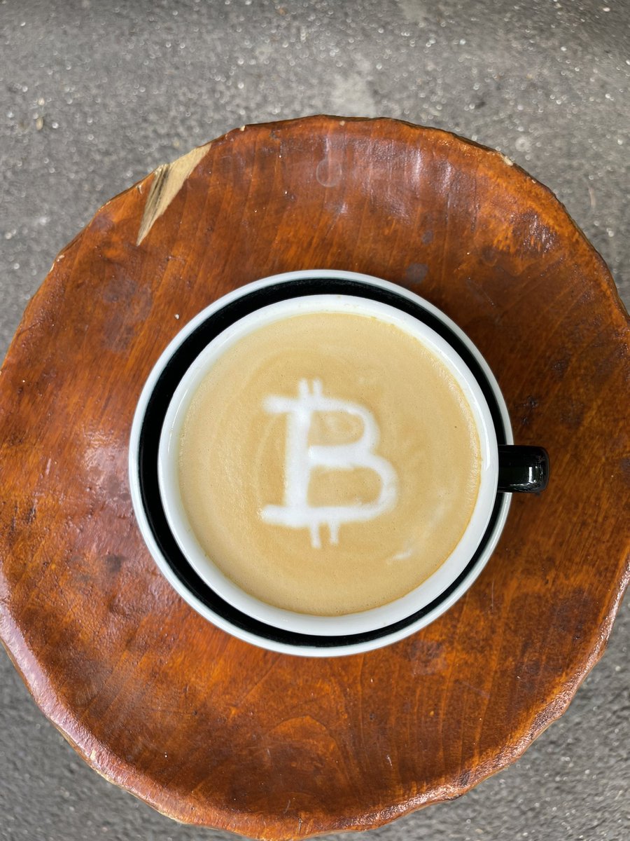 meebithood's tweet image. 