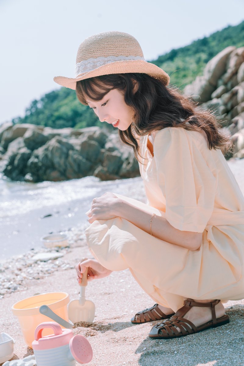 yunsaemusic's tweet photo. [Concept Photo]
⠀
윤새 (Yunsae) Digital Single [Call This Love]
Release at 12pm (KST) on June 21st, 2022.
⠀
#윤새 #Yunsae
#CallThisLove #콜디스럽
#싱어송라이터 #여름스냅 #kpop https://t.co/Ab1v2oEDuU