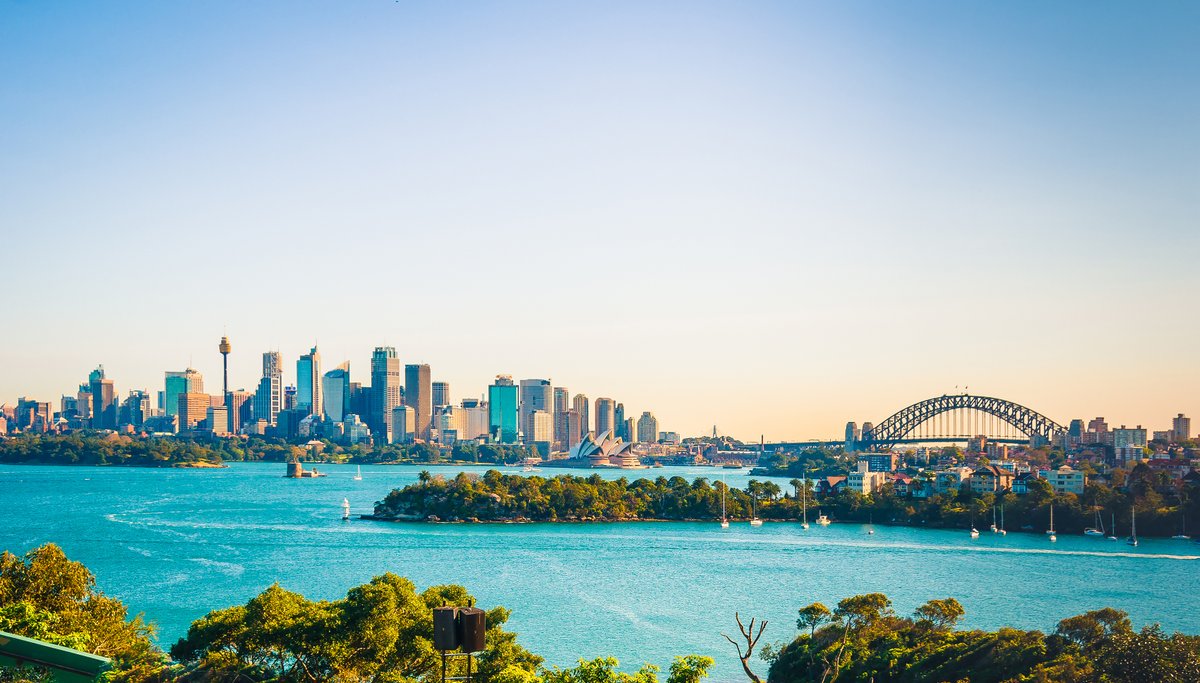 🚢🌅 10 night Southeastern Australia &amp; New Zealand + 2 nights in Melbourne + 2 nights in Auckland 🦘🌎
⚓  Melbourne • Sydney • Picton • Napier • Tauranga • Auckland
🏨 2 night pre-cruise stay at Pan Pacific Melbourne on a - bit.ly/3HOurE5