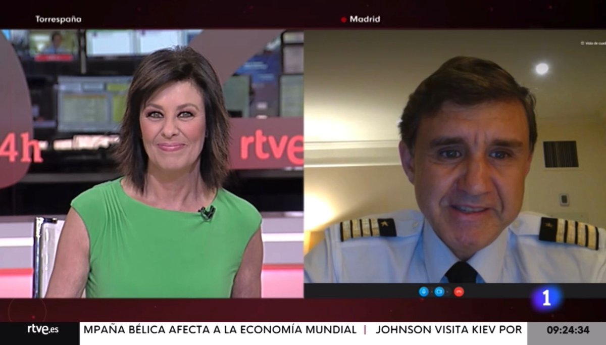 sepla_pilotos's tweet photo. "El #SinglePilotOperations es una barbaridad. Supone dejar a un avión con cerca de 300 pasajeros a bordo con un único piloto al mando en vuelos. El descanso no es el mismo".
Entrevista con Francisco Cruz en #Canal24Horas @rtvenoticias https://t.co/OqWDuuq7xa