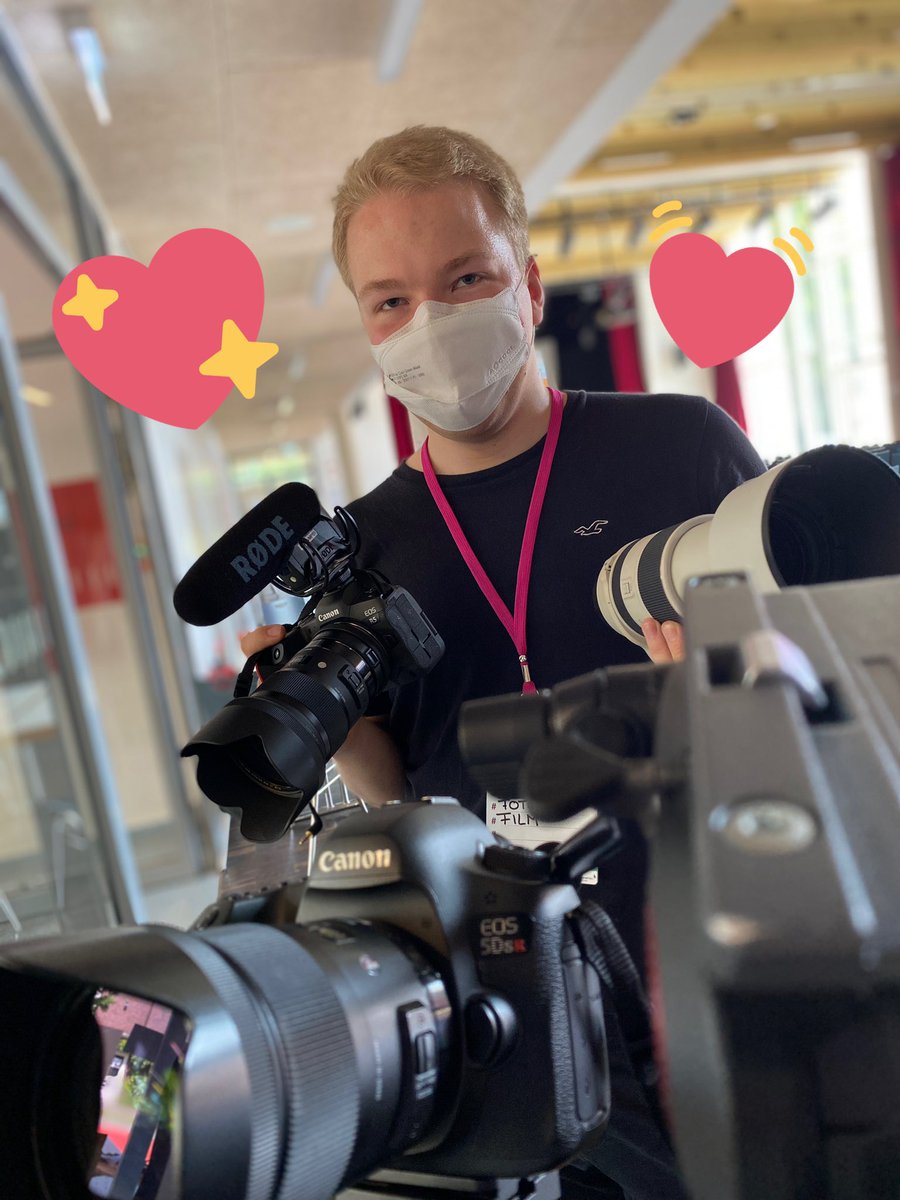 Den ganzen Tag unterwegs im Namen der einzig wahren Wahrheit - Fotos und Film #edunautika macht der unschlagbare <a href="/FinnJahnke/">Finn Jahnke</a> Er macht später auch noch eine Session zu Stoizismus und Gelassenheit im Alltag… 🙃😝🥳