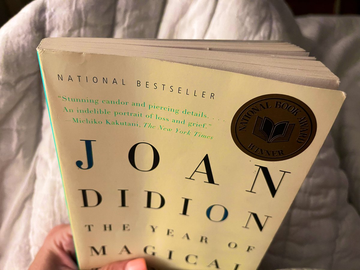 BattyPress's tweet image. Trying to figure out if I like being back on twitter after quite a few years. In the meantime, Joan and the 4am birds are keeping me company. I’m awake. Window is open. It’s been a while. #weallhealatdifferenttimes #figuringouthowtowriteit #justwriteit #iveknownthis #26letters