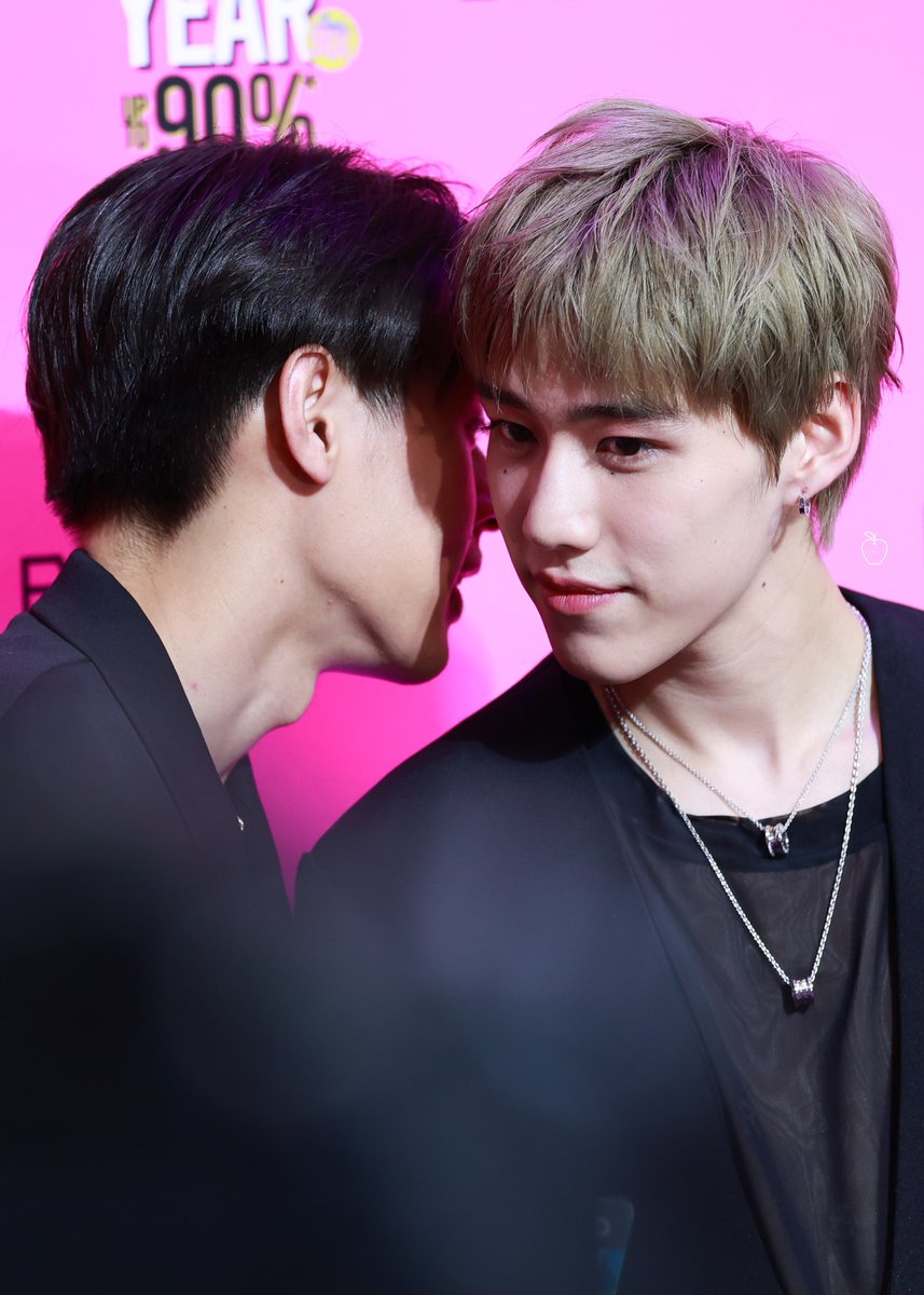 waritsadee's tweet photo. มีคนแอบกระซิบกัน🤲

#EVEANDBOYxบิวกิ้นพีพี 
#bbillkin #ppkritt
#บิวกิ้นพีพี https://t.co/JCzRi6UMRA