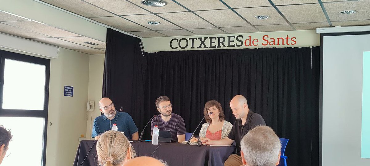 fun_alternativa's tweet photo. 🔻 Comencem la jornada amb la ponència inicial a càrrec de @mvidal80, @albertbotran i @llambordes debatent sobre com podem fer front als reptes de la ciutat de Barcelona des del municipalisme i en benefici de la classe treballadora i les classes populars https://t.co/kmiwDTlGA4