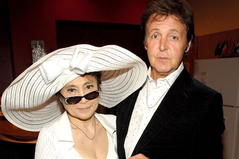 Dear Paul, Happy 80th Birthday and many, many more! From a partner in Peace... love, yoko

#HappyBirthdayPaulMcCartney