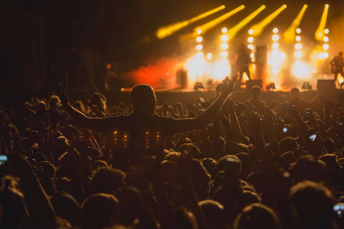 VisitLeeds's tweet photo. Festival Season is well underway! 🤩 And Leeds has no shortage of headlining acts performing this Summer! Don't miss out - check out our Best of the Fest blog 👉
https://t.co/Tf23raZZJ7
#VisitLeeds #LeedsSummer https://t.co/au5wzSM4B6