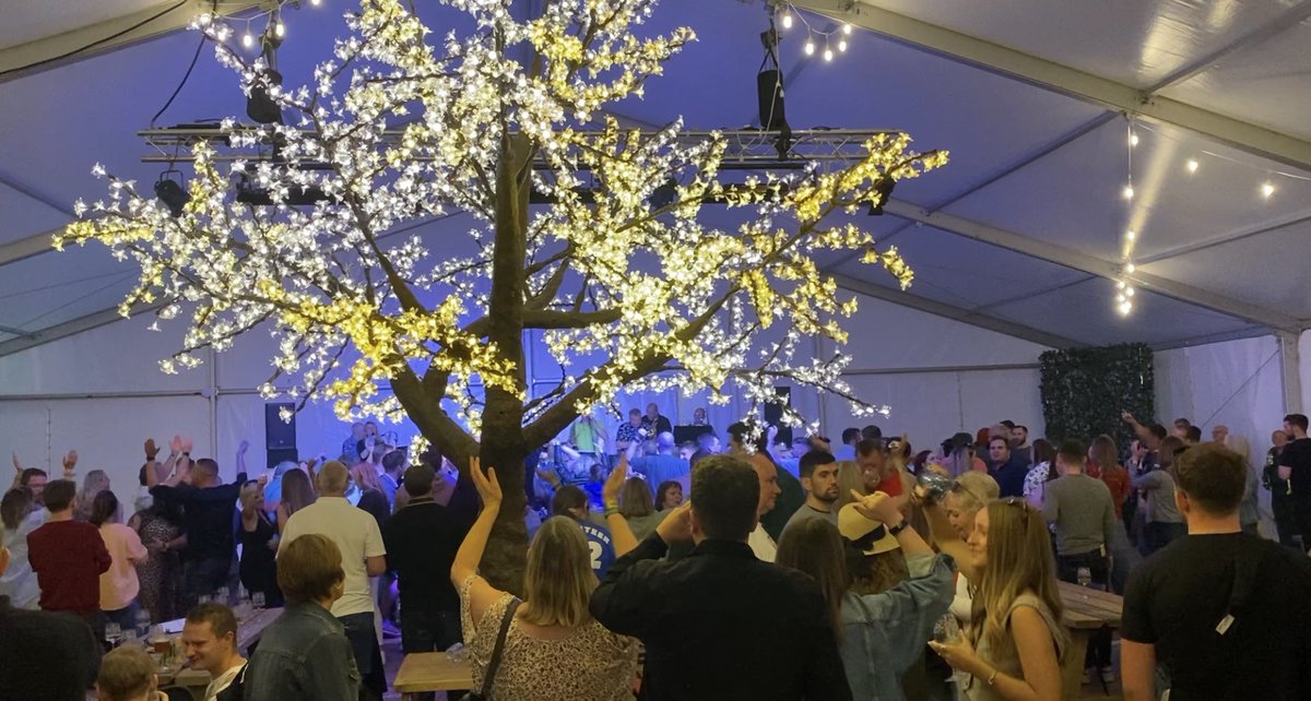 BigFishBrewing's tweet photo. There are festivals and there is the @midsummerbeer happening 🙌🏻
Community Spirit to the next level.
Day 3 commences 🍻 https://t.co/yl5T2P8821