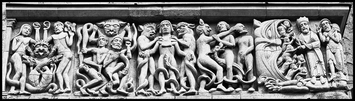 MKWPublishing's tweet photo. A story in stone...
#carving #stone #LincolnCathedral #demons #intricate #storyinstone #photography #bnw https://t.co/wv6cdOFdO8