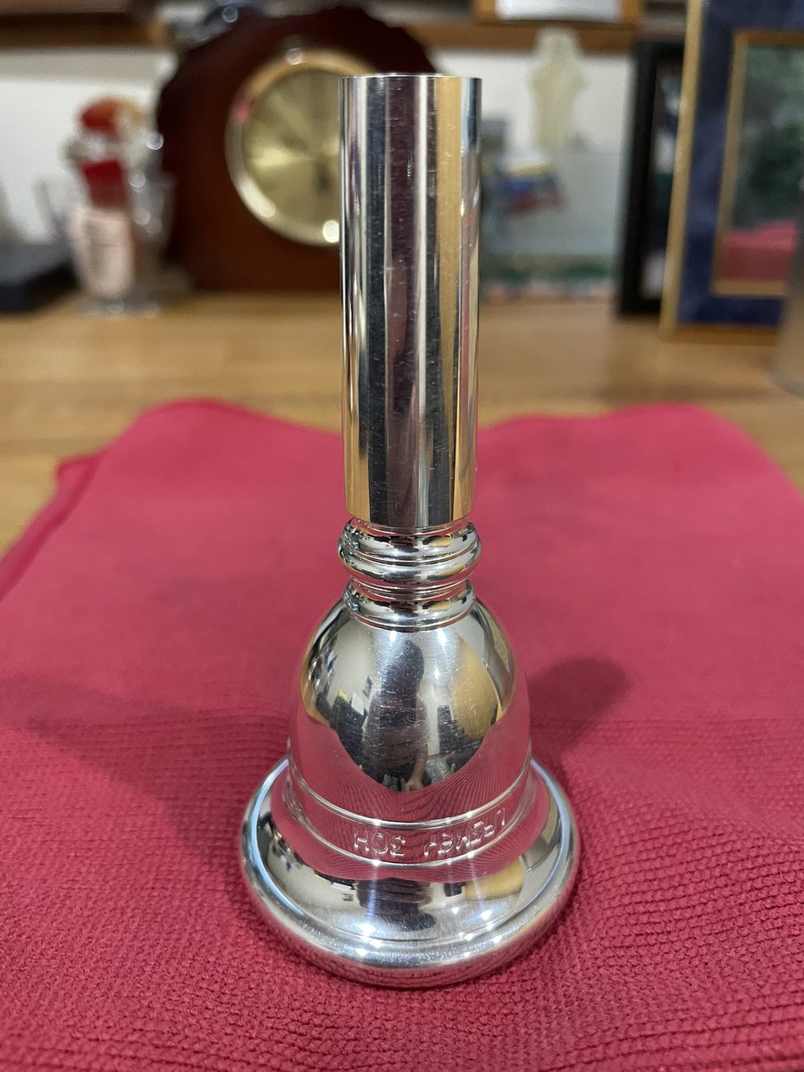 LASKEY 30H チューバ マウスピース Laskey 30H Tuba Mouthpiece - Professor Mouthpiece